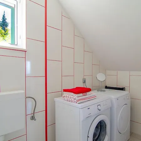Apartament Green Garden - Three Bedroom With Private Pool *